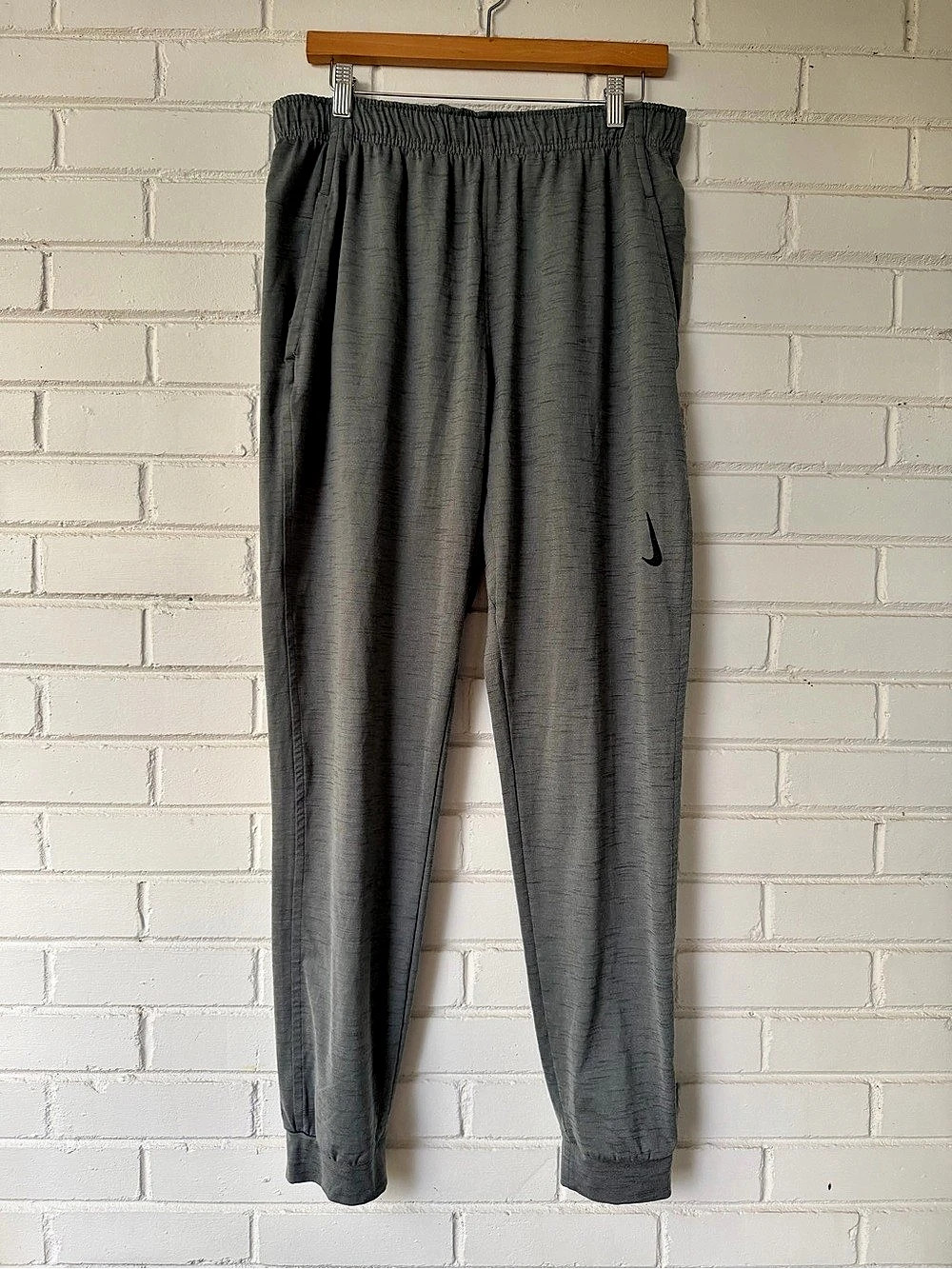 Nike Men's Dri-FIT Tapered Athletic Joggers - Heather Gray - Size L